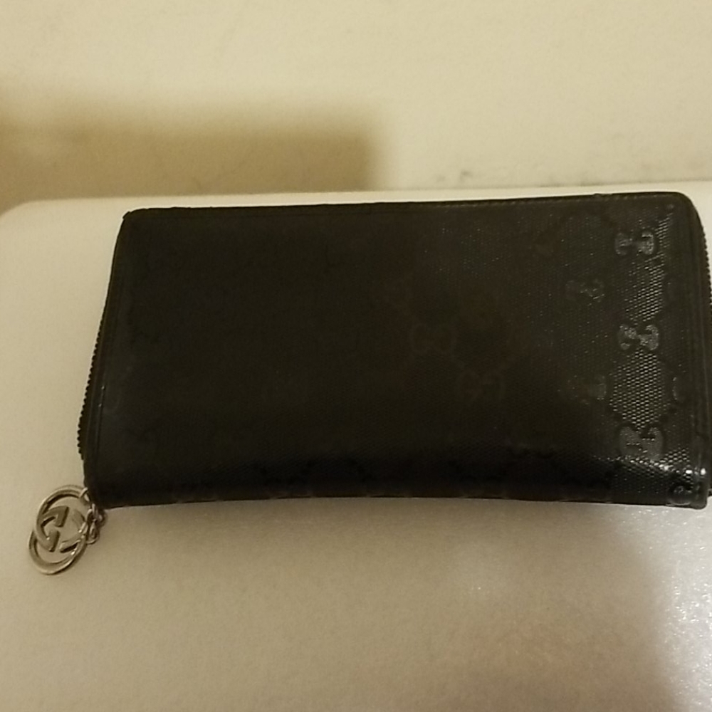 Authentic Gucci Wallet